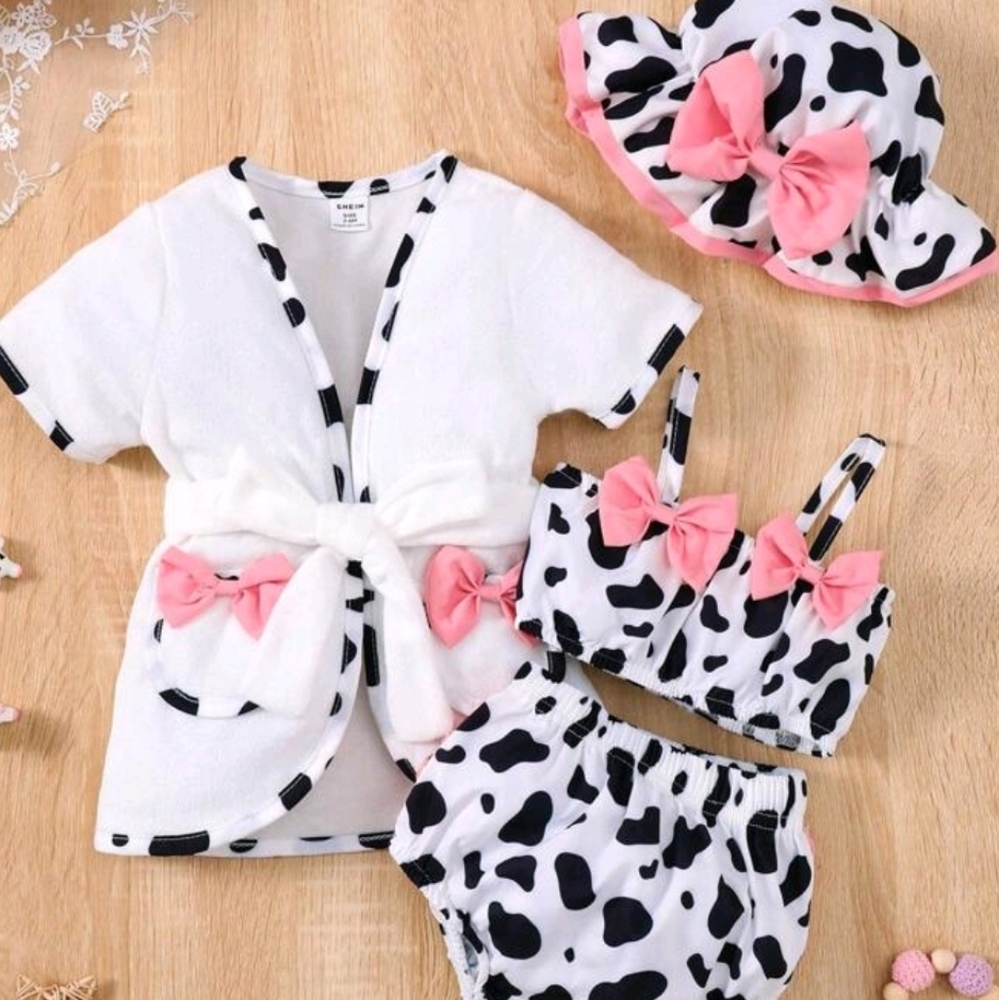 SHEIN Kids Cow Print Swim Trunks Set